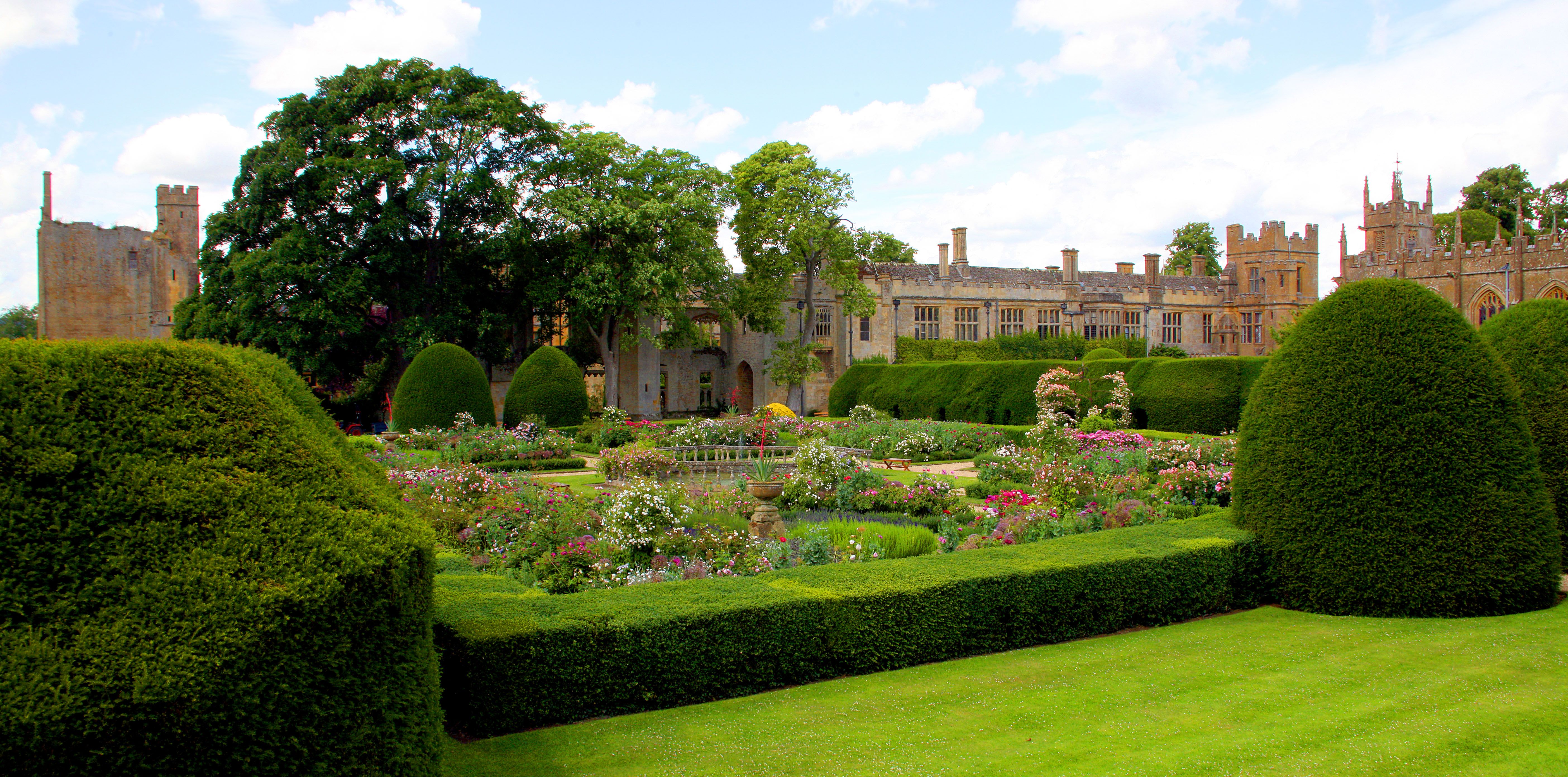 gardens to visit gloucestershire