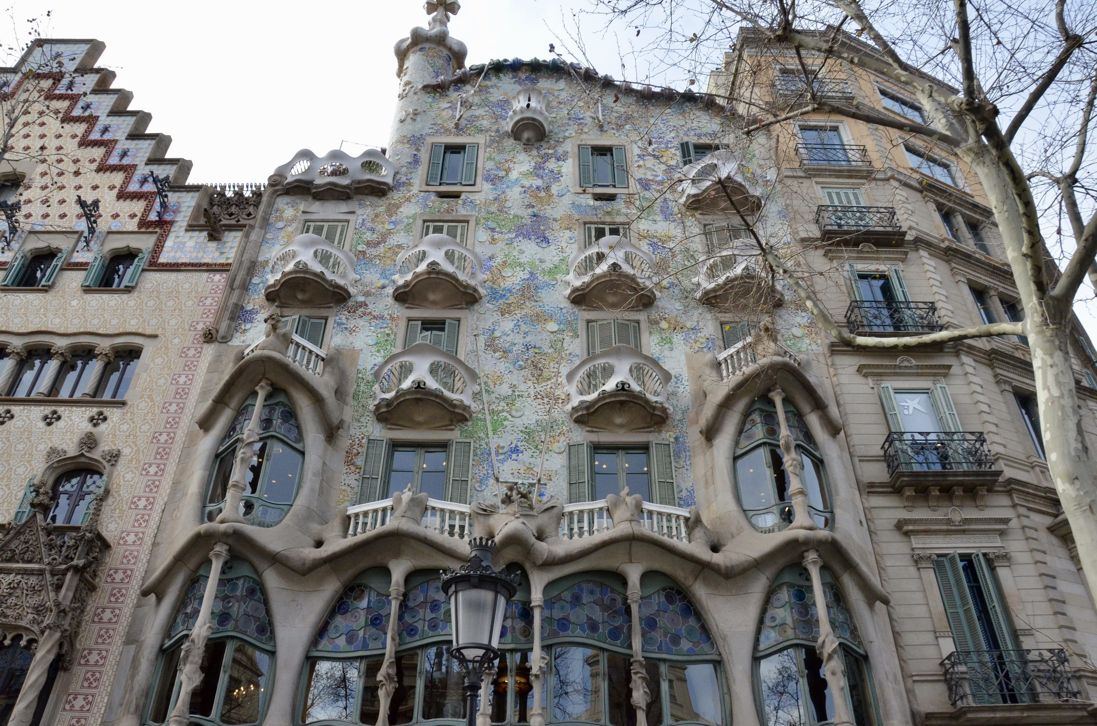Барселона достопримечательности дом Бальо